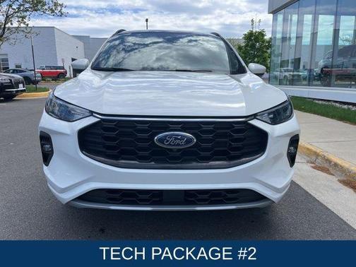 Star White 2023 Ford Escape ST-Line Select