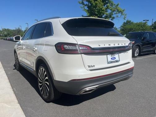 2020 Lincoln Nautilus Black Label