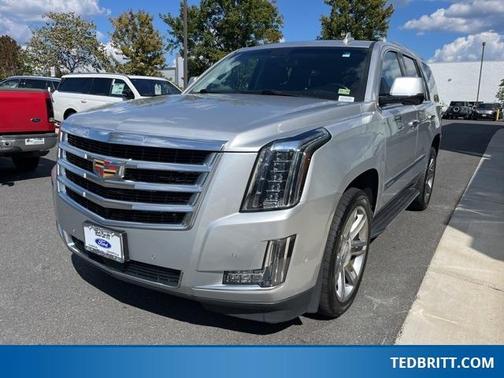 2017 Cadillac Escalade Luxury
