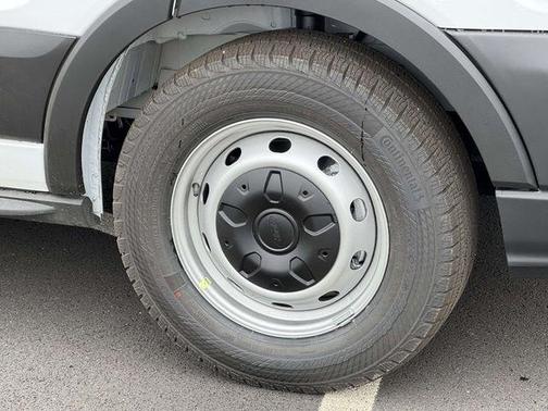 Oxford White 2026 Ford Transit-350 XL