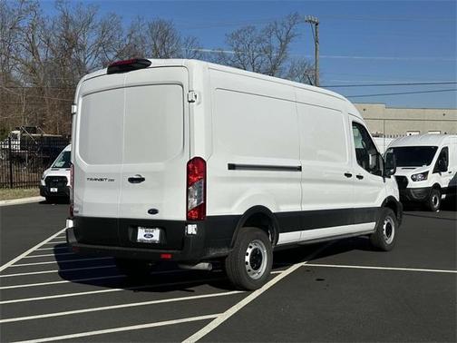 2025 Ford Transit-250 148 WB Medium Roof Cargo