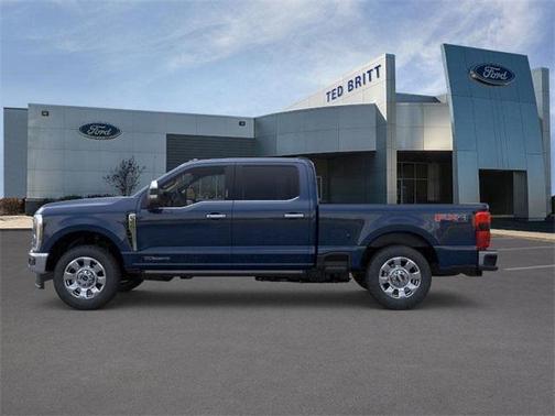 2025 Ford F-350 Lariat Super Duty