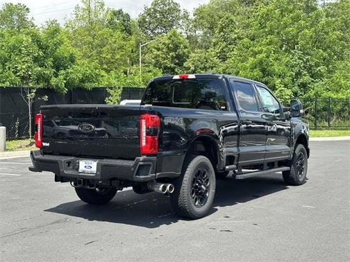 2025 Ford F-350 Lariat Super Duty