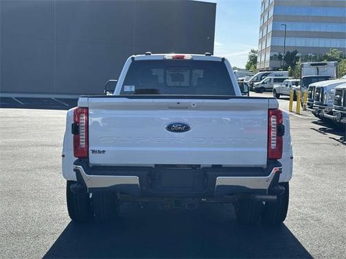 2025 Ford F-350 Lariat Super Duty