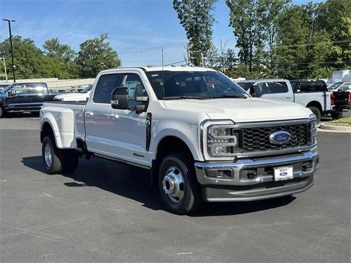 2025 Ford F-350 Lariat Super Duty