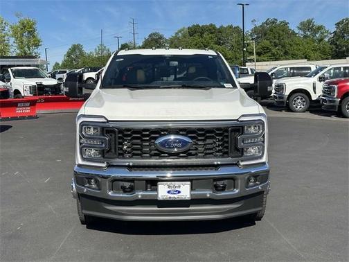 2025 Ford F-350 Lariat Super Duty