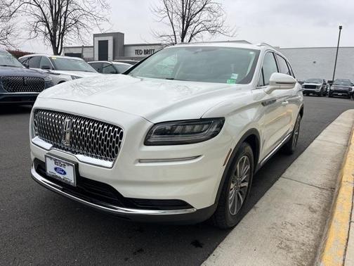 2023 Lincoln Nautilus Standard