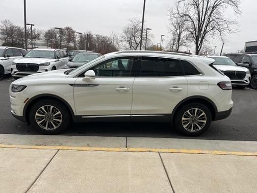 2023 Lincoln Nautilus Standard