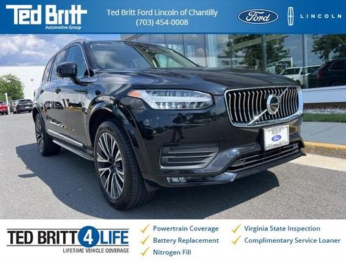 2022 Volvo XC90 T5 Momentum 7 Passenger