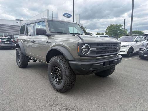 Gray 2026 Ford Bronco Big Bend
