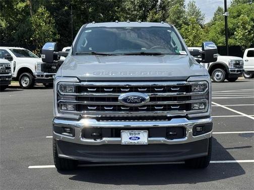 2025 Ford F-350 Lariat Super Duty