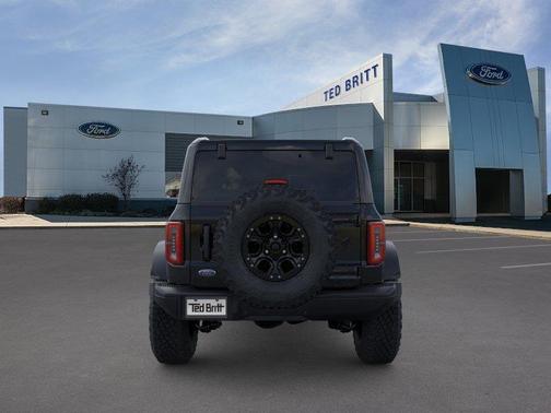 Shadow Black 2026 Ford Bronco Badlands
