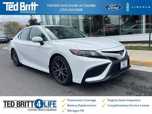 2022 Toyota Camry SE