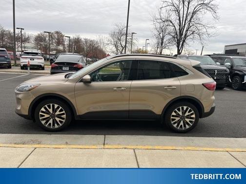 2020 Ford Escape Titanium