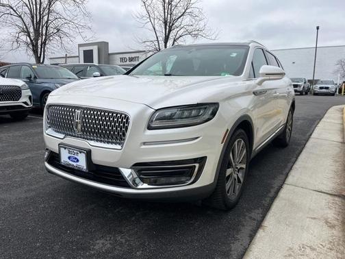 2019 Lincoln Nautilus Select