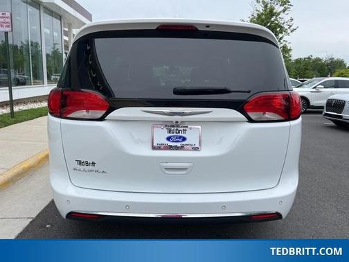 2018 Chrysler Pacifica Touring-L
