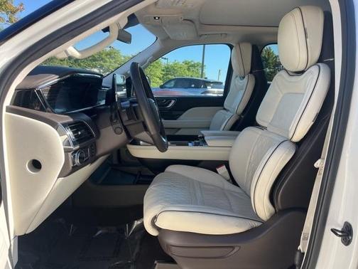 2021 Lincoln Navigator Black Label