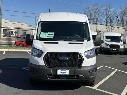 2025 Ford Transit-250 148 WB Medium Roof Cargo