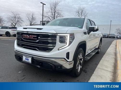 2022 GMC Sierra 1500 SLT