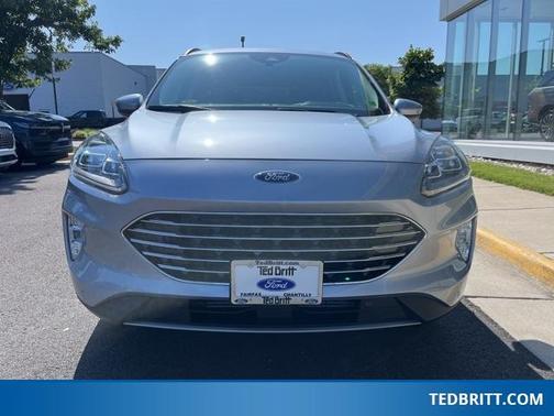 2022 Ford Escape Titanium