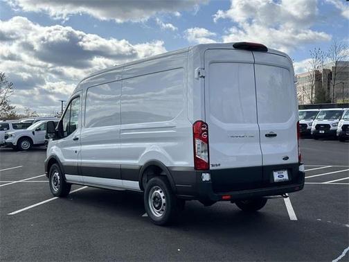 2025 Ford Transit-250 148 WB Medium Roof Cargo