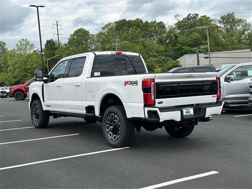 2025 Ford F-350 Platinum