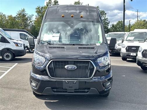 2025 Ford Transit-350 