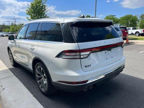White Metallic 2026 Lincoln Aviator Reserve AWD