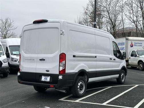 2025 Ford Transit-250 148 WB Medium Roof Cargo