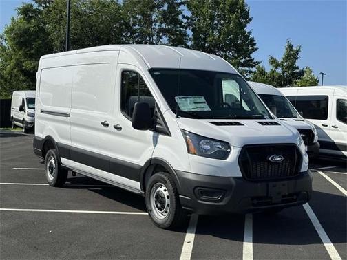 2025 Ford Transit-250 148 WB Medium Roof Cargo
