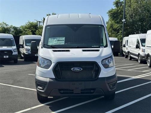 2025 Ford Transit-250 148 WB Medium Roof Cargo