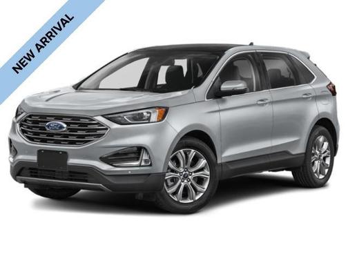 Silver Metallic 2022 Ford Edge Titanium