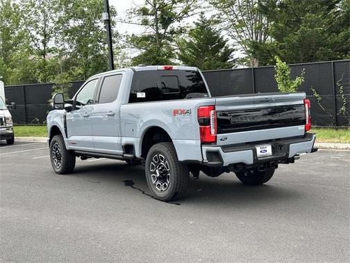 2025 Ford F-350 Platinum