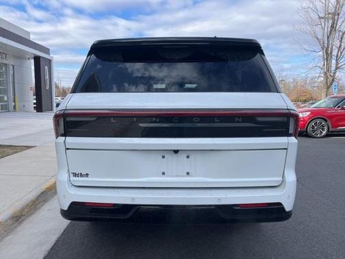 2025 Lincoln Navigator L Black Label