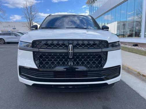 2025 Lincoln Navigator L Black Label