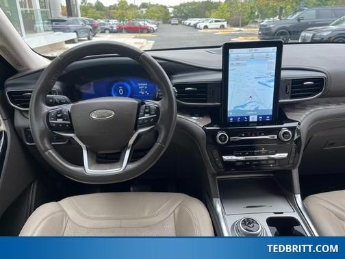2022 Ford Explorer Platinum