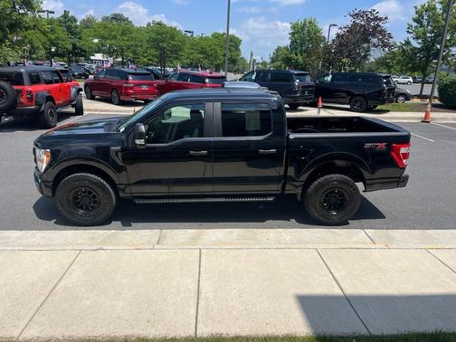 Agate Black Metallic 2022 Ford F-150 XL
