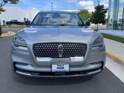 2023 Lincoln Aviator Standard AWD