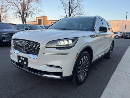 2022 Lincoln Aviator Standard AWD
