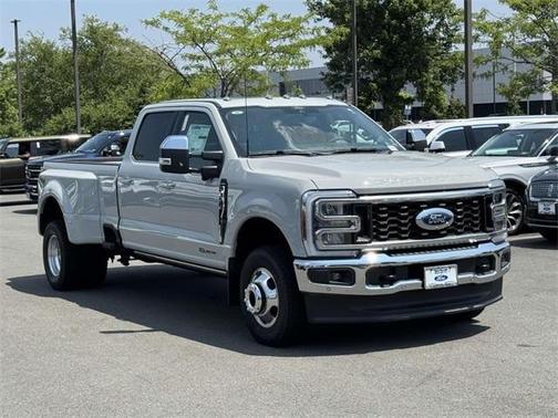 2025 Ford F-350 Lariat Super Duty