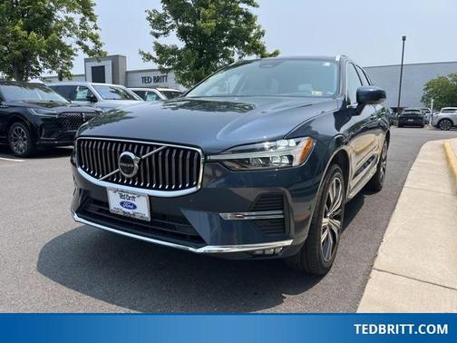 2023 Volvo XC60 B5 Ultimate Bright Theme