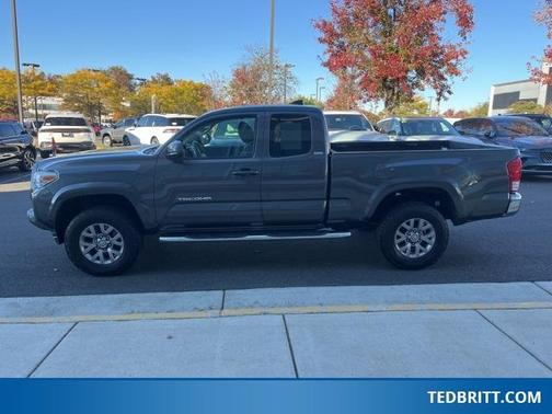 2017 Toyota Tacoma SR5