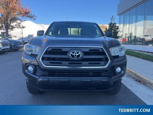 2017 Toyota Tacoma SR5