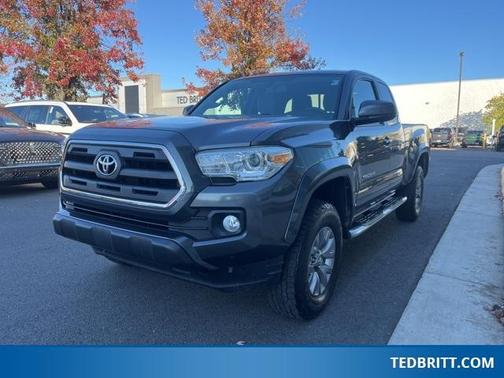 2017 Toyota Tacoma SR5
