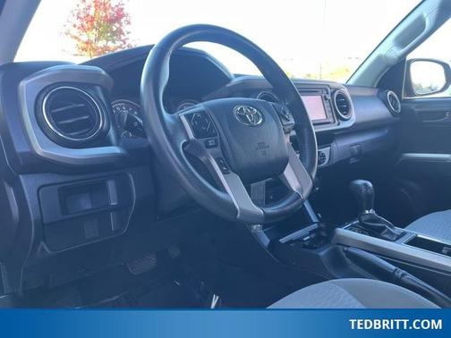 2017 Toyota Tacoma SR5