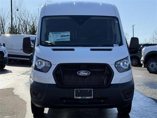 2026 Ford Transit-250 148 WB Medium Roof Cargo