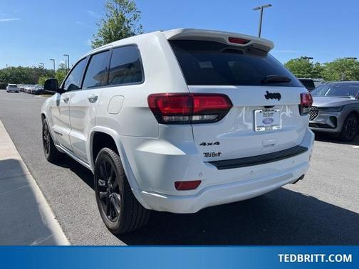2018 Jeep Grand Cherokee Altitude