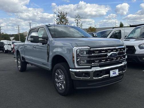 Glacier Gray Metallic 2026 Ford F-350 Lariat Super Duty Truck