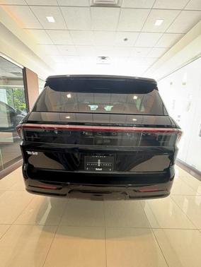 2025 Lincoln Navigator L Black Label