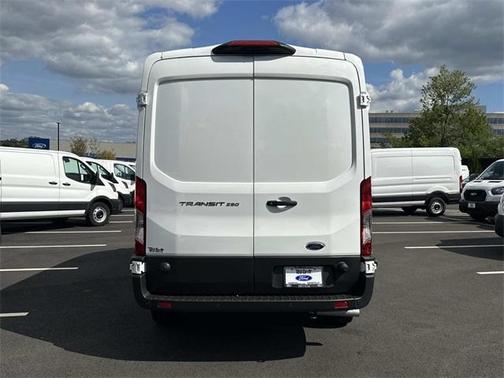 2025 Ford Transit-250 148 WB Medium Roof Cargo